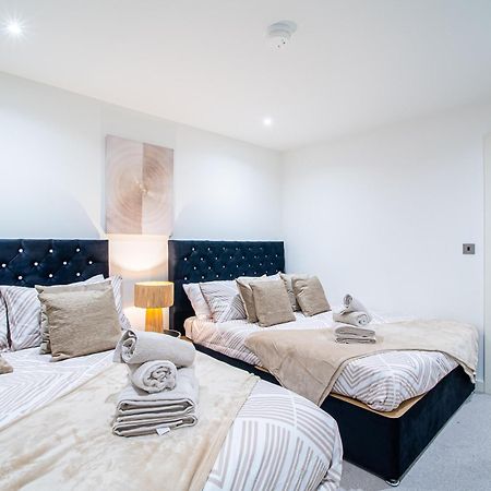 2-Bedroom With Breathtaking Views In Holmfirth Village, Huddersfield Eksteriør billede
